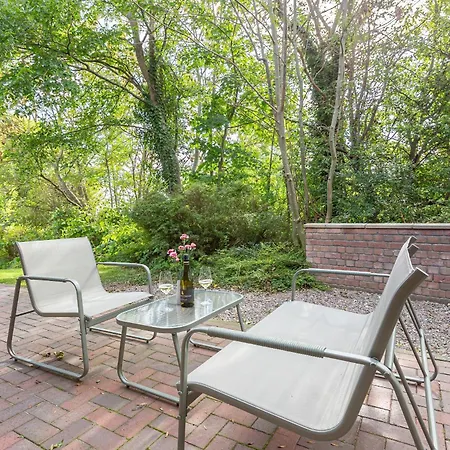 Appartement Boddenraeuber 2 *