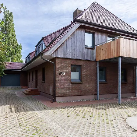 Appartement Boddenraeuber 2 *