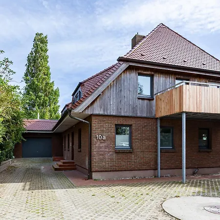 Apartament Boddenraeuber 2 *